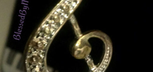 sparkle treble clef